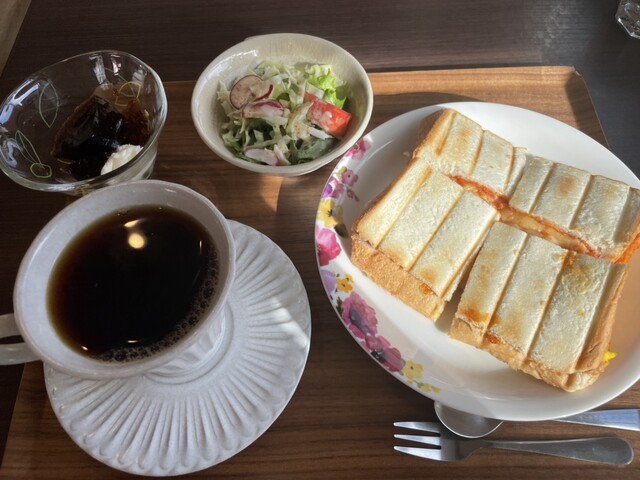SAKURA Cafe photo 2