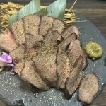 4種の牛タン＆炙り肉寿司食べ放題 完全個室居酒屋 やまと - 和牛タン元の炭火焼き