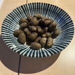 天ぷら佐藤 - むかごの塩茹で