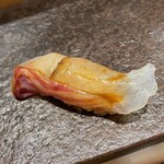 鮓 伊保 - 握り　真鯛