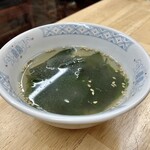 華や - 「肉ニラ炒め定食」のスープ