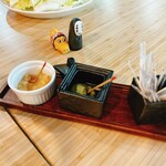 MOTSUTATSU - にんにくと、ゆず胡椒