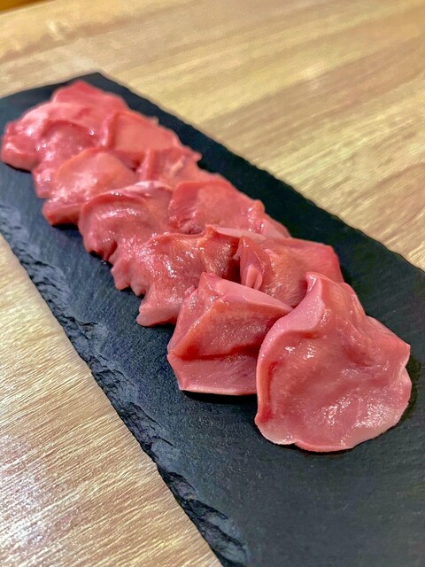 ジンギスカン様 移転】札幌ジンギスカン ラムグチカズヤ - すすきの（市営