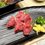 馬肉料理 菅乃屋 空港店 - ヒレ刺し　　1,300円