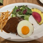 La Ohana - 　〈メイン料理〉
            　　　　ロコモコ：100%ビーフハンバーグ）
            　　　　※テリヤキソースor⭕️デミグラスソース