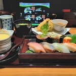 Kaiten Sushi - 