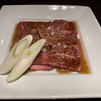 游玄亭 新宿 - ミックスランチ4200円だとお肉が半分カルビになります