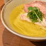 ジャパニーズ ラーメン 五感 - 