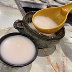 焼肉車 - 亀〜マッコリ。美味かぁ〜