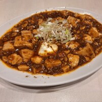 Szechwan Cuisine & Wine 四川料理 御馥 中之島ダイビル店 - 麻婆豆腐