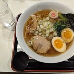 飛騨の高山らーめん - 料理写真:味玉ラーメン¥820-