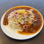 Supagetthihausushefu - デラカン皿950円　トマトの酸味風味強めのソース