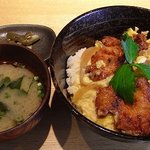 アンファンス - からあげＤＥ親子丼