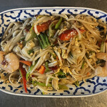 タイ屋台料理店soi33 - パッキーマオ