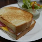 珈琲館 阪急三国駅店 - 