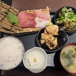 中落ち100円の居酒屋 まぐろんち - 