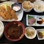 Ko Saku - ◉ 牡蠣フライ定食　1,400円（税込）味噌汁と御飯と小鉢5品付き