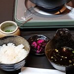 Butashabu Senmonten Tonton - 豚しゃぶ専門店 とんとん ＠西葛西 美明豚定食のお替り可能なご飯と柴漬け・ポン酢ダレ