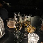 Gold Bar at EDITION - 