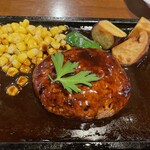 オレンジ・ピープル 海賊の宝物 - 料理写真:デミハンバーグ