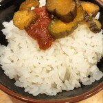 横浜ラーメン 北村家 - 小ライスに豆板醤  美しい(^^)