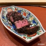 御料理 寺沢 - 水沢牛のフィレ肉の炭火焼の黒トリュフ掛け