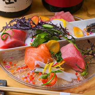 On your special day, enjoy luxurious ingredients such as Wagyu beef, caviar, and sashimi.