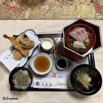 いしどりや懐食 新亀家 - 亀甲弁當(御開帳)
