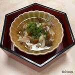 227822034 - 胡麻豆富の揚げだしに茸の銀餡がけ