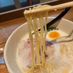 ラーメン家 みつ葉  - 太麺