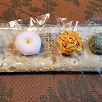 御菓子司 塩芳軒 - 
