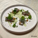プチレストラン ブーケ・ド・フランス - 真鯵を軽く炙り山葵と燻製醤油とポワヴル ノワール