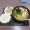 佐野青竹手打ちラーメンいしかり - 鶏白湯ラーメン880円 半ライスセット250円