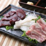 アメ村社員食堂 - 馬刺し三種盛り