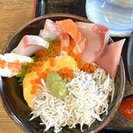 おさかな食堂 一魚一会 - 料理写真:海鮮丼　並