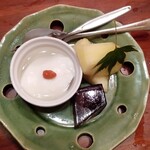 ととや - もちもち杏仁豆腐