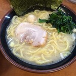 横浜家系ラーメン 孝太郎 - 