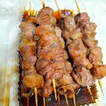 登美や精肉店 - 焼鳥かしら