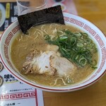 まるにラーメン - 料理写真: