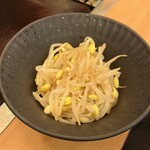 昭和レトロ鉄板酒場 のんで忘れるか - 