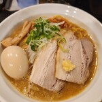 サッポロ ラーメン ハチ - 