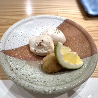 鮨と天草大王 天音 - ＊まだ走りですので小さめですけれど、クリーミー。美味しい。