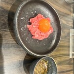 焼肉たかしま 天満本店 - 本当の生ユッケ