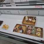 アウトレットスイーツ ロピア - 