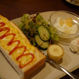 カフェドラフイユ_1