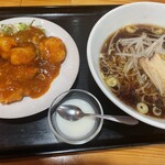 中国料理 来来 - ラーメンは素朴な醤油