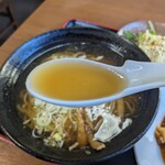 中華食堂 南東風 - 醤油ラーメン(2023.12)