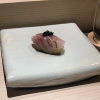 鮨m - 