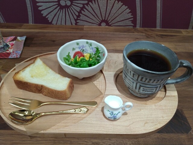 cafe Kobuta