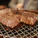 炭火焼肉ホルモンさわいし - 